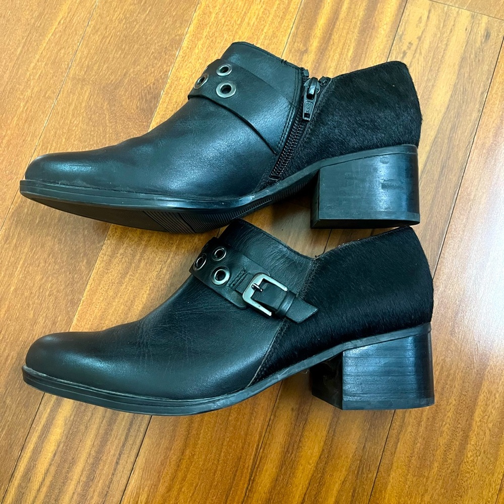 Black Leather Naturalizer Women's Ankle Booties